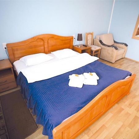 Hotel Ravni Gaj Knic Eksteriør bilde