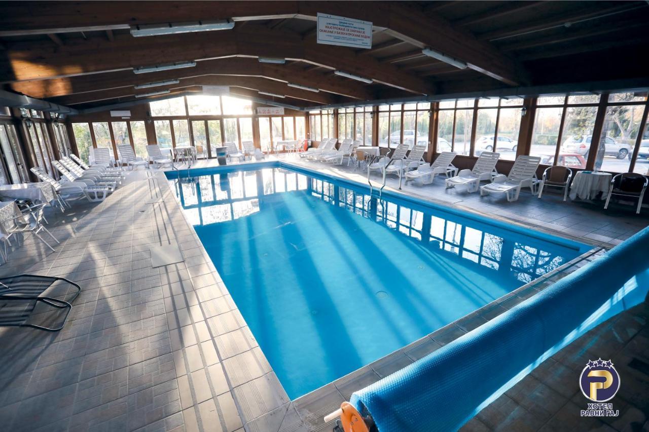 Hotel Ravni Gaj Knic Eksteriør bilde
